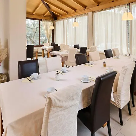 Dobravac Wine Estate Oda ve Kahvaltı 3*
