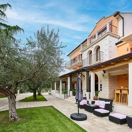 Dobravac Wine Estate 3* Rovinj