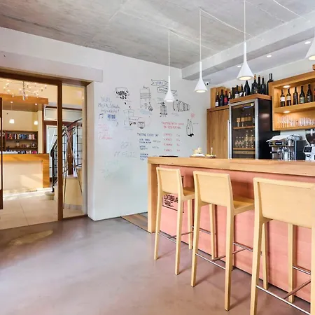 Dobravac Wine Estate 3*